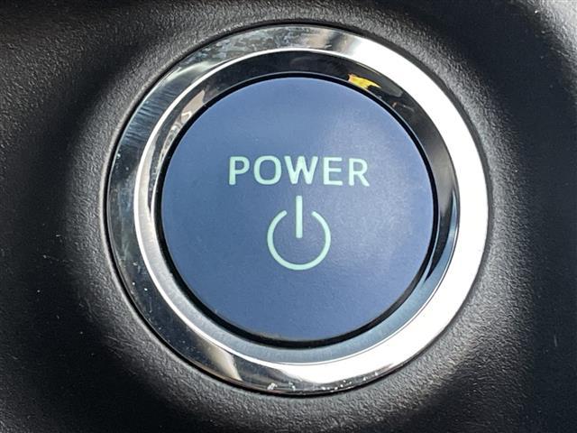 アクア Gブラックソフトレザーセレクション 純正メモリナビ/フルセグTV/バックカメラ/ルーフラッピング/レザーシート/ETC/アイドリングストップ/オートライト/ウィンカーミラー/電動格納ミラー/社外15インチAW/ローダウン/禁煙車(11枚目)