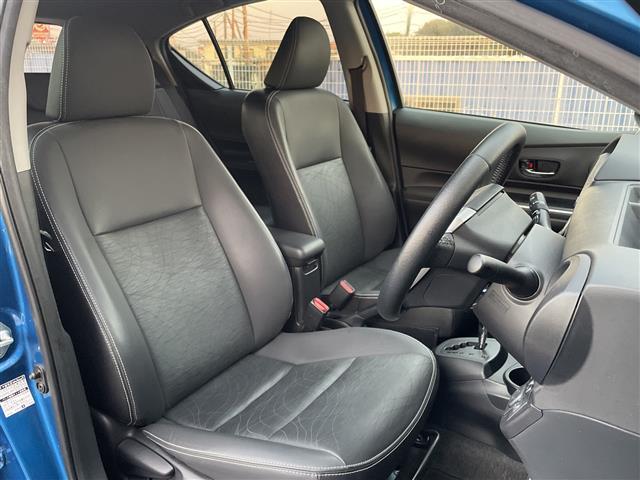 アクア Gブラックソフトレザーセレクション 純正メモリナビ/フルセグTV/バックカメラ/ルーフラッピング/レザーシート/ETC/アイドリングストップ/オートライト/ウィンカーミラー/電動格納ミラー/社外15インチAW/ローダウン/禁煙車(21枚目)