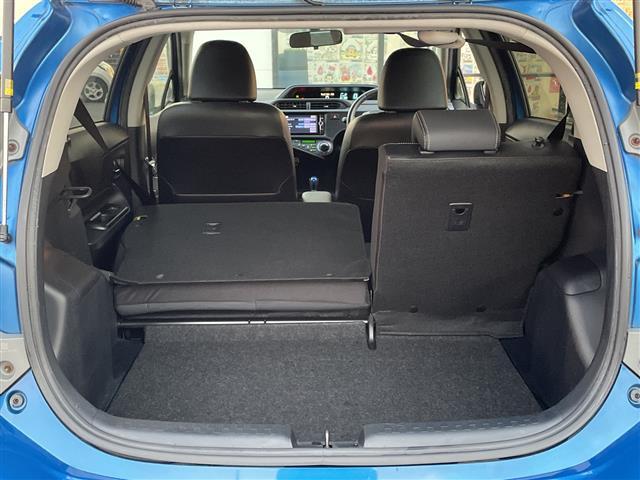 アクア Gブラックソフトレザーセレクション 純正メモリナビ/フルセグTV/バックカメラ/ルーフラッピング/レザーシート/ETC/アイドリングストップ/オートライト/ウィンカーミラー/電動格納ミラー/社外15インチAW/ローダウン/禁煙車(33枚目)