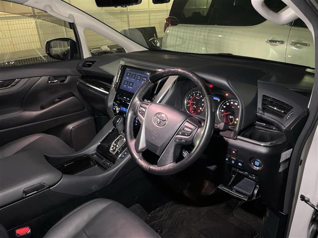 アルファード 2.5S Cパッケージ 純正9インチディスプレイオーディオナビキット付き/サンルーフ/フリップダウンモニター/両側電動/デジタルインナーミラー/エアシート/前後ドラレコ/BSM/バックカメラ/ETC/スペアキー/フルセグTV(23枚目)