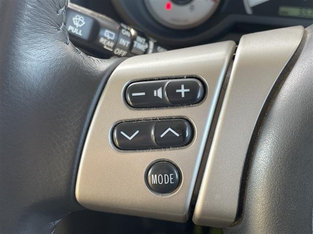 FJクルーザー ファイナルエディション 純正SDナビ/フルセグTV/バックカメラ/クルーズコントロール/横滑り防止装置/ETC/フォグランプ/電動格納ミラー/純正20インチAW/シートリフター/フロアマット/コーナーセンサー/(16枚目)