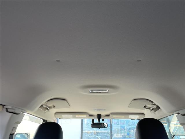 FJクルーザー ファイナルエディション 純正SDナビ/フルセグTV/バックカメラ/クルーズコントロール/横滑り防止装置/ETC/フォグランプ/電動格納ミラー/純正20インチAW/シートリフター/フロアマット/コーナーセンサー/(33枚目)