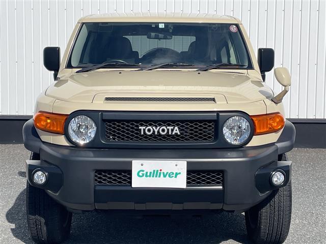 FJクルーザー ファイナルエディション 純正SDナビ/フルセグTV/バックカメラ/クルーズコントロール/横滑り防止装置/ETC/フォグランプ/電動格納ミラー/純正20インチAW/シートリフター/フロアマット/コーナーセンサー/(42枚目)