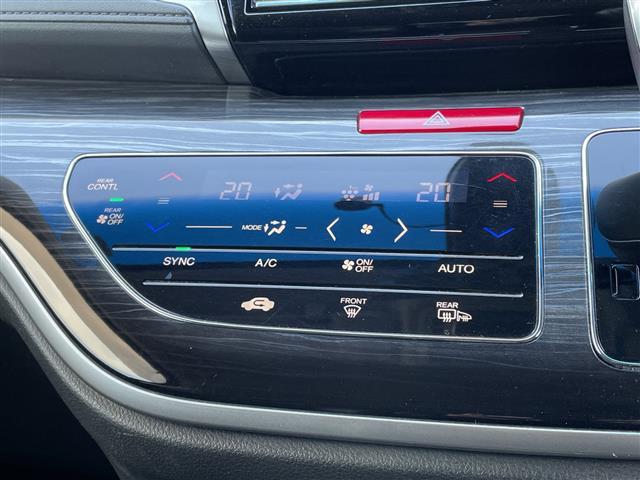 オデッセイハイブリッド ハイブリッドアブソルート・ホンダセンシングＥＸパック　純正８インチナビ／純正フリップダウンモニター／デジタルインナーミラー型前後ドラレコ／ブインドスポットモニター／フルセグＴＶ／バックカメラ／追従式クルーズコントロール／ビルトインＥＴＣ／大型アームレスト（7枚目）