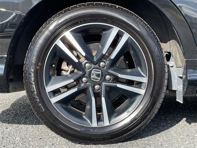 オデッセイハイブリッド ハイブリッドアブソルート・ホンダセンシングＥＸパック　純正８インチナビ／純正フリップダウンモニター／デジタルインナーミラー型前後ドラレコ／ブインドスポットモニター／フルセグＴＶ／バックカメラ／追従式クルーズコントロール／ビルトインＥＴＣ／大型アームレスト（37枚目）