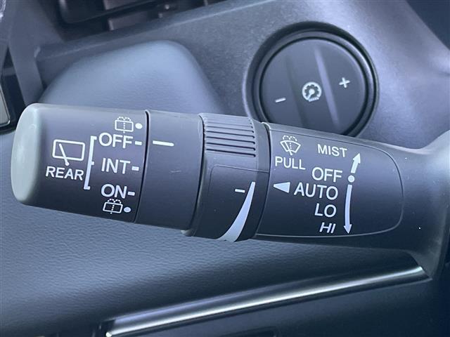 ヴェゼル e:HEV Z 登録済未使用車/純正9インチコネクトナビ/電動リアゲート/レーダークルーズコントロール/バックカメラ/ハーフレザーシート/シートヒーター/コーナーセンサー/ワイヤレス充電/LEDヘッドライト/ETC(17枚目)