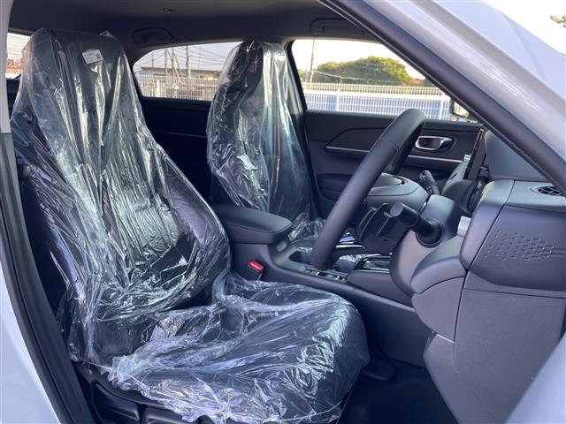 ヴェゼル e:HEV Z 登録済未使用車/純正9インチコネクトナビ/電動リアゲート/レーダークルーズコントロール/バックカメラ/ハーフレザーシート/シートヒーター/コーナーセンサー/ワイヤレス充電/LEDヘッドライト/ETC(21枚目)