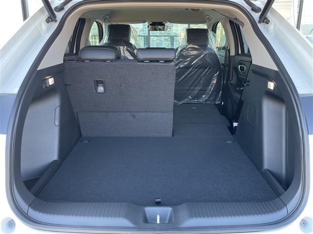 ヴェゼル e:HEV Z 登録済未使用車/純正9インチコネクトナビ/電動リアゲート/レーダークルーズコントロール/バックカメラ/ハーフレザーシート/シートヒーター/コーナーセンサー/ワイヤレス充電/LEDヘッドライト/ETC(28枚目)