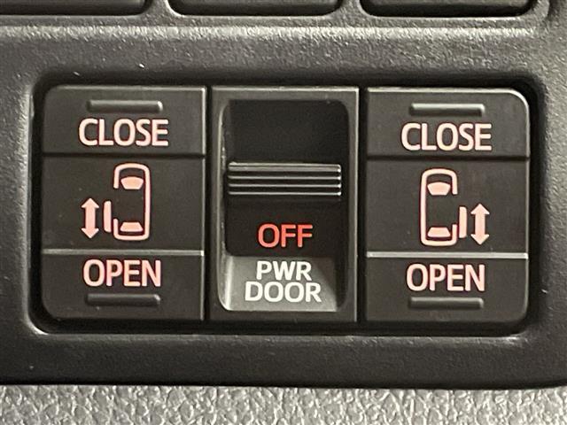 ヴォクシー ＺＳ　煌ＩＩＩ　純正８インチナビ／後席モニター／両側電動スライドドア／衝突軽減／クルーズコントロール／ハーフレザーシート／ビルトインＥＴＣ／ドライブレコーダー前後／純正１６インチアルミホイール／ＬＥＤヘッドライト（9枚目）