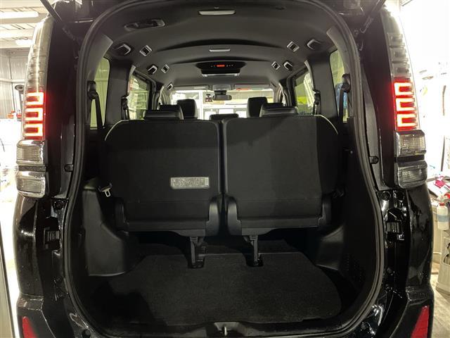 ヴォクシー ＺＳ　煌ＩＩＩ　純正８インチナビ／後席モニター／両側電動スライドドア／衝突軽減／クルーズコントロール／ハーフレザーシート／ビルトインＥＴＣ／ドライブレコーダー前後／純正１６インチアルミホイール／ＬＥＤヘッドライト（29枚目）