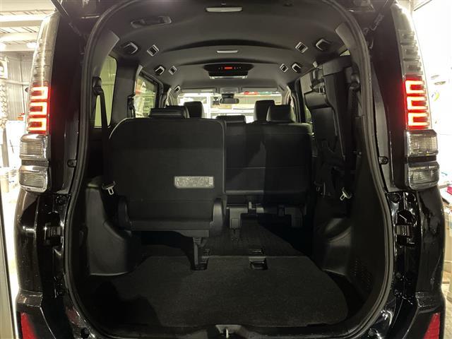 ヴォクシー ＺＳ　煌ＩＩＩ　純正８インチナビ／後席モニター／両側電動スライドドア／衝突軽減／クルーズコントロール／ハーフレザーシート／ビルトインＥＴＣ／ドライブレコーダー前後／純正１６インチアルミホイール／ＬＥＤヘッドライト（31枚目）