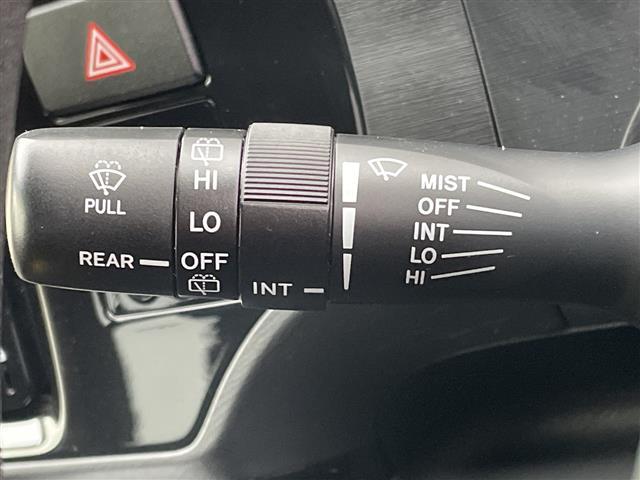 アクア Ｓ　純正ＳＤナビ／ＴＶ／Ｂｌｕｅｔｏｏｔｈ／バックカメラ／ドライブレコーダー／ビルトインＥＴＣ／ＨＩＤヘッドライト／横滑り防止装置／シートリフター／プッシュスタート／ウィンカーミラー／純正フロアマット（16枚目）