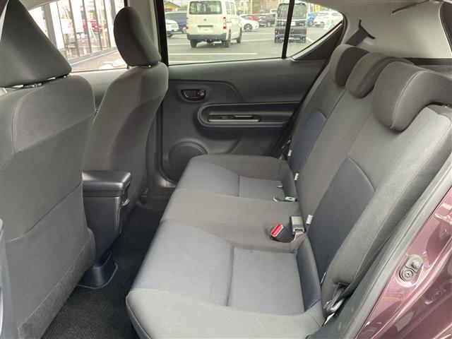 アクア Ｓ　純正ＳＤナビ／ＴＶ／Ｂｌｕｅｔｏｏｔｈ／バックカメラ／ドライブレコーダー／ビルトインＥＴＣ／ＨＩＤヘッドライト／横滑り防止装置／シートリフター／プッシュスタート／ウィンカーミラー／純正フロアマット（22枚目）