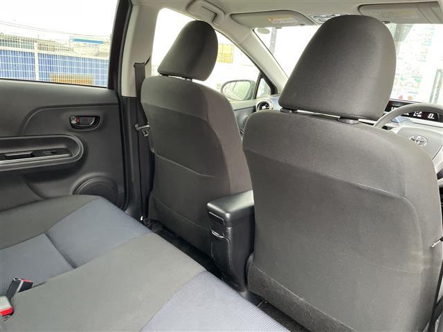 アクア Ｓ　純正ＳＤナビ／ＴＶ／Ｂｌｕｅｔｏｏｔｈ／バックカメラ／ドライブレコーダー／ビルトインＥＴＣ／ＨＩＤヘッドライト／横滑り防止装置／シートリフター／プッシュスタート／ウィンカーミラー／純正フロアマット（23枚目）