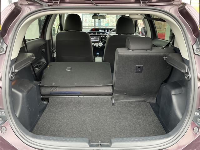 アクア Ｓ　純正ＳＤナビ／ＴＶ／Ｂｌｕｅｔｏｏｔｈ／バックカメラ／ドライブレコーダー／ビルトインＥＴＣ／ＨＩＤヘッドライト／横滑り防止装置／シートリフター／プッシュスタート／ウィンカーミラー／純正フロアマット（27枚目）