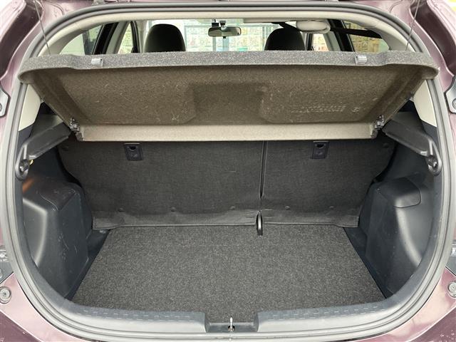 アクア Ｓ　純正ＳＤナビ／ＴＶ／Ｂｌｕｅｔｏｏｔｈ／バックカメラ／ドライブレコーダー／ビルトインＥＴＣ／ＨＩＤヘッドライト／横滑り防止装置／シートリフター／プッシュスタート／ウィンカーミラー／純正フロアマット（30枚目）