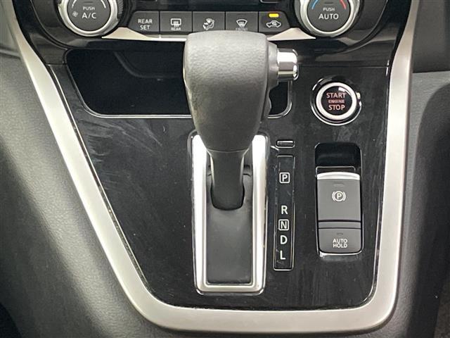 セレナ ハイウェイスターG プロパイロットエディション 純正SDナビ/フリップダウンモニター/両側電動スライドドア/プロパイロット/クルーズコントロール/ビルトインETC/純正16インチアルミホイール/リアサンシェード/LEDヘッドライト/フォグライト(6枚目)