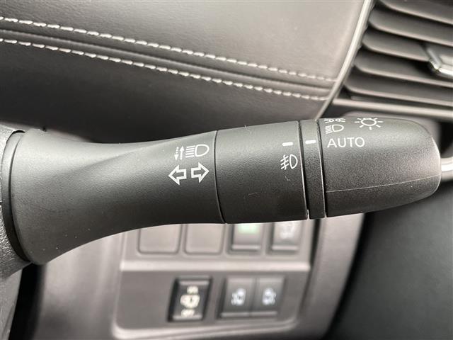 セレナ ハイウェイスターG 純正9インチナビ/フリップダウンモニター/両側電動スライドドア/アラウンドビューモニター/クルーズコントロール/ドライブレコーダー前後/ビルトインETC/車高調/柿本マフラー/社外グリル/ツイーター(15枚目)