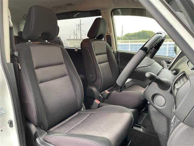 セレナ ハイウェイスターG 純正9インチナビ/フリップダウンモニター/両側電動スライドドア/アラウンドビューモニター/クルーズコントロール/ドライブレコーダー前後/ビルトインETC/車高調/柿本マフラー/社外グリル/ツイーター(24枚目)