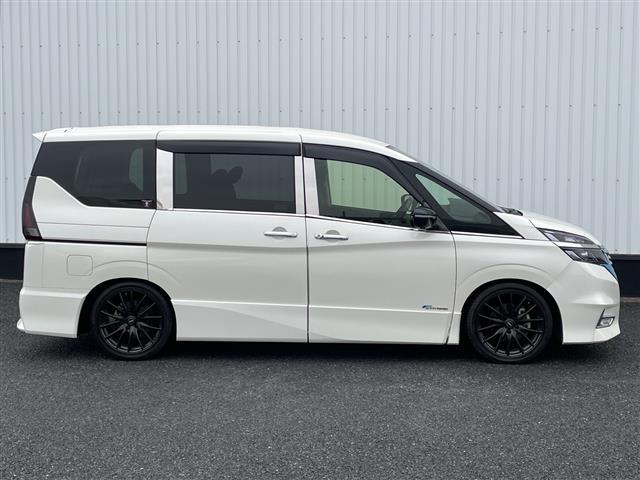 セレナ ハイウェイスターG 純正9インチナビ/フリップダウンモニター/両側電動スライドドア/アラウンドビューモニター/クルーズコントロール/ドライブレコーダー前後/ビルトインETC/車高調/柿本マフラー/社外グリル/ツイーター(39枚目)