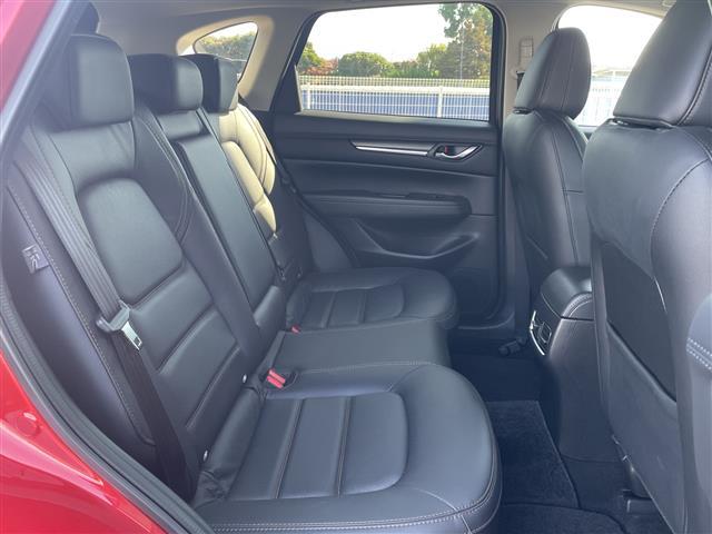 ＣＸ－５ ＸＤ　Ｌパッケージ　ＢＯＳＥサウンドシステム／ヘッドアップディスプレイ／電動リアゲート／純正１０インチナビ／ワイヤレス充電／全方位カメラ／フルセグＴＶ／ＣＤ／ＤＶＤ／コーナーセンサー／レザーシート／全席シートヒーター（26枚目）