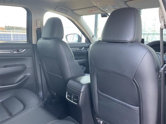 ＣＸ－５ ＸＤ　Ｌパッケージ　ＢＯＳＥサウンドシステム／ヘッドアップディスプレイ／電動リアゲート／純正１０インチナビ／ワイヤレス充電／全方位カメラ／フルセグＴＶ／ＣＤ／ＤＶＤ／コーナーセンサー／レザーシート／全席シートヒーター（27枚目）