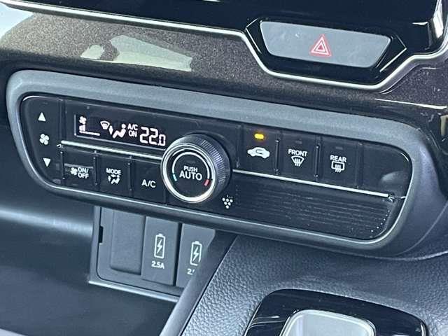 Ｎ－ＢＯＸカスタム Ｇ・ＥＸホンダセンシング　ＳＤナビ／フルセグＴＶ／バックカメラ／大型ルーフコンソール／ドライブレコーダー３６０／ホンダセンシング／ビルトインＥＴＣ／リアサンシェード／純正１４インチアルミホイール／ＬＥＤヘッドライト／スペアキー（7枚目）