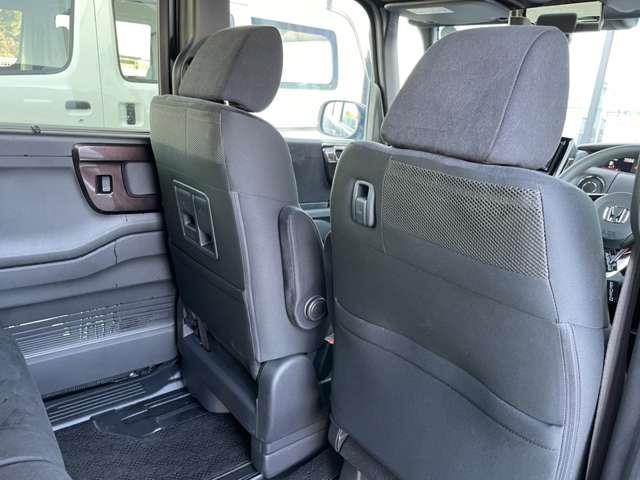 Ｎ－ＢＯＸカスタム Ｇ・ＥＸホンダセンシング　ＳＤナビ／フルセグＴＶ／バックカメラ／大型ルーフコンソール／ドライブレコーダー３６０／ホンダセンシング／ビルトインＥＴＣ／リアサンシェード／純正１４インチアルミホイール／ＬＥＤヘッドライト／スペアキー（23枚目）