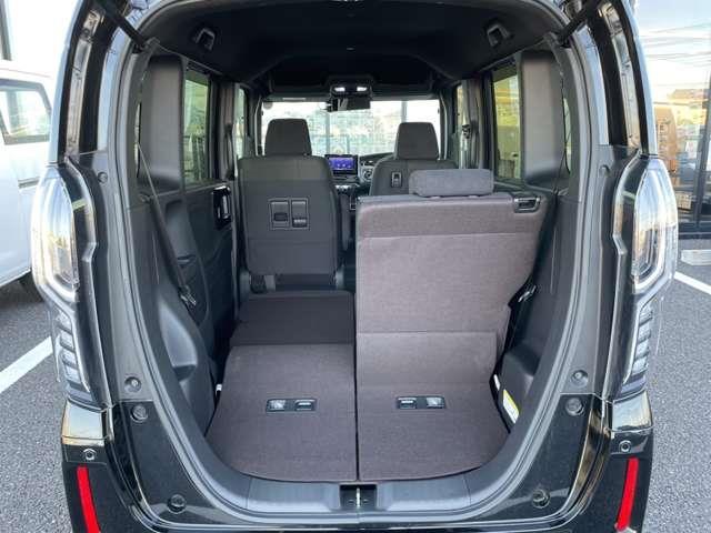 Ｎ－ＢＯＸカスタム Ｇ・ＥＸホンダセンシング　ＳＤナビ／フルセグＴＶ／バックカメラ／大型ルーフコンソール／ドライブレコーダー３６０／ホンダセンシング／ビルトインＥＴＣ／リアサンシェード／純正１４インチアルミホイール／ＬＥＤヘッドライト／スペアキー（28枚目）