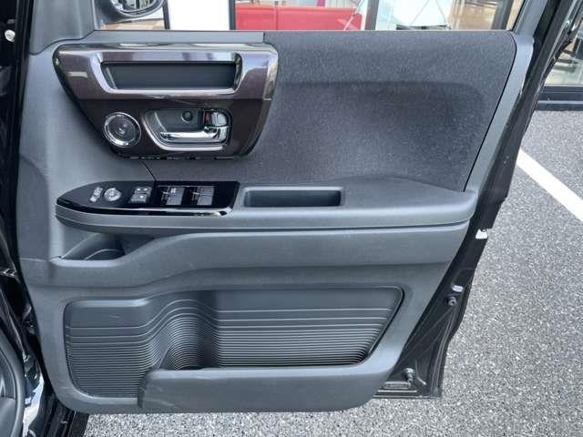 Ｎ－ＢＯＸカスタム Ｇ・ＥＸホンダセンシング　ＳＤナビ／フルセグＴＶ／バックカメラ／大型ルーフコンソール／ドライブレコーダー３６０／ホンダセンシング／ビルトインＥＴＣ／リアサンシェード／純正１４インチアルミホイール／ＬＥＤヘッドライト／スペアキー（31枚目）