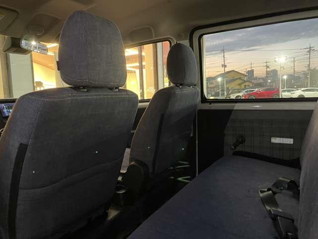 タウンエースバン ＤＸ　純正ＳＤナビ／フルセグＴＶ／Ｂｌｕｅｔｏｏｔｈ／バックカメラ／衝突軽減システム／ハーフレザーシート／ドライブレコーダー／ＥＴＣ／アイドリングストップ／ＬＥＤヘッドライト／社外ホイール／スペアキー（19枚目）