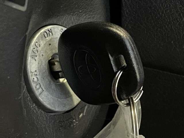 タウンエースバン ＤＸ　純正ＳＤナビ／フルセグＴＶ／Ｂｌｕｅｔｏｏｔｈ／バックカメラ／衝突軽減システム／ハーフレザーシート／ドライブレコーダー／ＥＴＣ／アイドリングストップ／ＬＥＤヘッドライト／社外ホイール／スペアキー（23枚目）