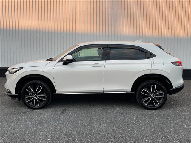 ヴェゼル ｅ：ＨＥＶ　Ｚ　ワンオーナー／純正９インチナビ／全方位カメラ／地デジＴＶ／ＢＴ／クルーズコントロール／純正ＯＰグリル／純正ＯＰプレミアムオーディオ／純正１８インチアルミホイール／ワイヤレス充電／ＥＴＣ２．０／ドラレコ（38枚目）