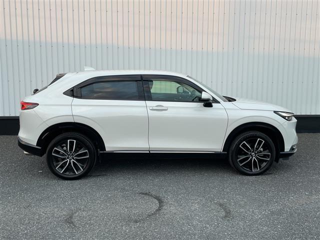 ヴェゼル ｅ：ＨＥＶ　Ｚ　ワンオーナー／純正９インチナビ／全方位カメラ／地デジＴＶ／ＢＴ／クルーズコントロール／純正ＯＰグリル／純正ＯＰプレミアムオーディオ／純正１８インチアルミホイール／ワイヤレス充電／ＥＴＣ２．０／ドラレコ（39枚目）