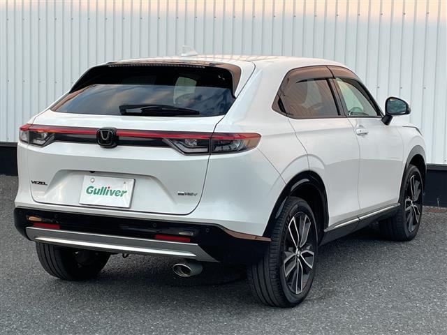 ヴェゼル ｅ：ＨＥＶ　Ｚ　ワンオーナー／純正９インチナビ／全方位カメラ／地デジＴＶ／ＢＴ／クルーズコントロール／純正ＯＰグリル／純正ＯＰプレミアムオーディオ／純正１８インチアルミホイール／ワイヤレス充電／ＥＴＣ２．０／ドラレコ（41枚目）