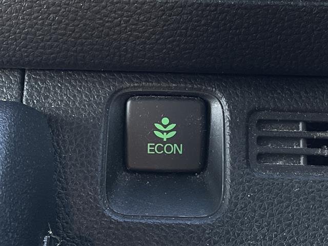 Ｎ－ＶＡＮ＋スタイル ファン　全方位カメラ　ルーフコンソール　純正ラバーマット　ＥＴＣ　ナビ連動前後ドラレコ　純正８インチメモリナビ　追従型クルーズコントロール　レーンキープ　衝突軽減システム　ＵＳＢ　純正フロアマット　禁煙車（15枚目）