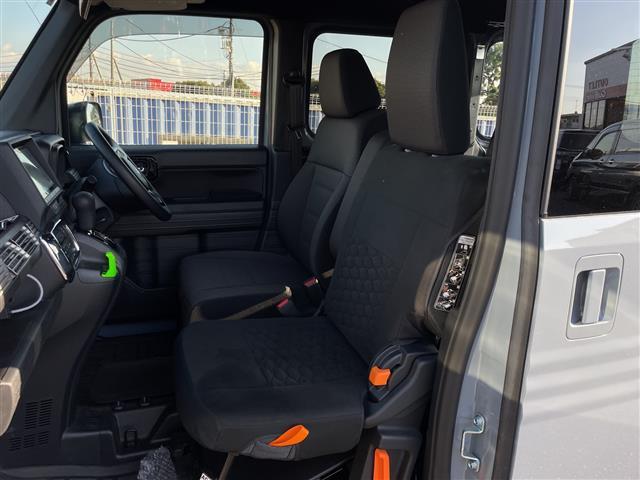 Ｎ－ＶＡＮ＋スタイル ファン　全方位カメラ　ルーフコンソール　純正ラバーマット　ＥＴＣ　ナビ連動前後ドラレコ　純正８インチメモリナビ　追従型クルーズコントロール　レーンキープ　衝突軽減システム　ＵＳＢ　純正フロアマット　禁煙車（24枚目）