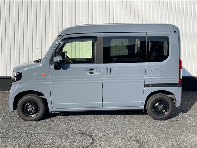 Ｎ－ＶＡＮ＋スタイル ファン　全方位カメラ　ルーフコンソール　純正ラバーマット　ＥＴＣ　ナビ連動前後ドラレコ　純正８インチメモリナビ　追従型クルーズコントロール　レーンキープ　衝突軽減システム　ＵＳＢ　純正フロアマット　禁煙車（38枚目）