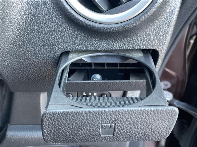 デイズ ハイウェイスター　Ｘ　ワンオーナー／純正ＳＤナビ／バックカメラ／ドライブレコーダー／ＨＩＤヘッドライト／フォグライト／純正１４インチアルミホイール／ウィンカーミラー／ドアバイザー／プッシュスタート／スマートキー／禁煙車（13枚目）