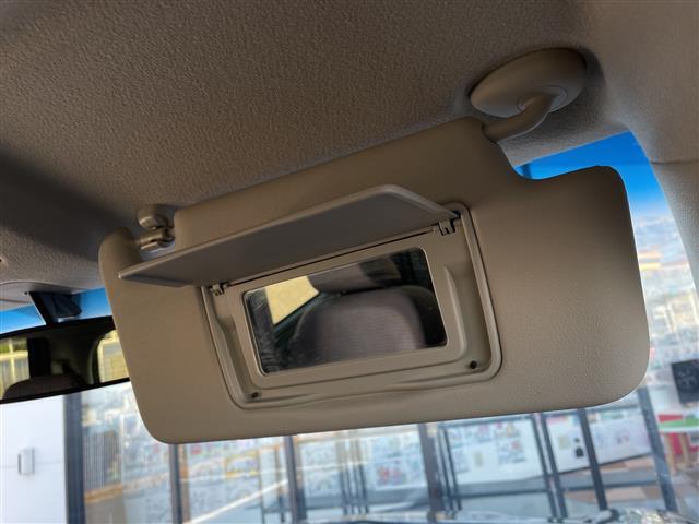 N-ONE スタンダード・ローダウンL カーオーディオ/USB/ビルトインETC/HIDヘッドライト/プラズマクラスター搭載エアコン/社外14インチアルミホイール/アイドリングストップ/ウィンカーミラー/横滑り防止装置/取説/保証書/禁煙車(34枚目)