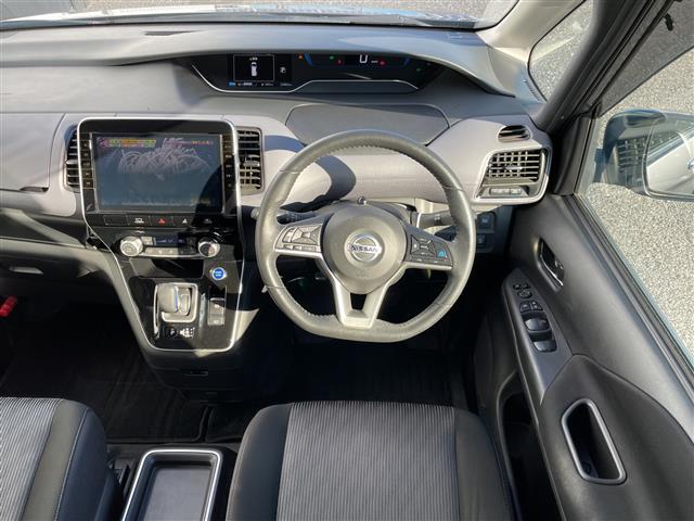 セレナ ｅ－パワー　ハイウェイスターＶ　純正１０型ナビ／フルセグＴＶ／ＢＴ／プロパイロット／全方位カメラ／ブラインドスポットモニター／デジタルインナーミラー／両側パワースライドドア／ＥＴＣ／ドライブレコーダー／純正１５インチＡＷ／スペアキー（21枚目）