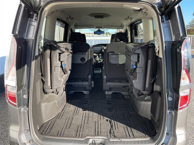 セレナ ｅ－パワー　ハイウェイスターＶ　純正１０型ナビ／フルセグＴＶ／ＢＴ／プロパイロット／全方位カメラ／ブラインドスポットモニター／デジタルインナーミラー／両側パワースライドドア／ＥＴＣ／ドライブレコーダー／純正１５インチＡＷ／スペアキー（34枚目）