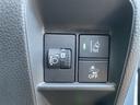 ファン　全方位カメラ　ルーフコンソール　純正ラバーマット　ＥＴＣ　ナビ連動前後ドラレコ　純正８インチメモリナビ　追従型クルーズコントロール　レーンキープ　衝突軽減システム　ＵＳＢ　純正フロアマット　禁煙車（9枚目）