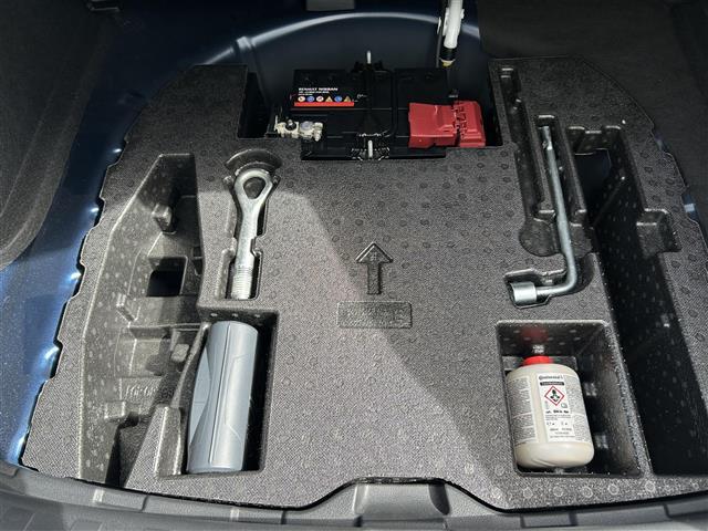 キックス Ｘ　プロパイロット　インテリジェントエマージェンシーブレーキ　純正ナビ　全周囲カメラ　ビルトインＥＴＣ　前ドライブレコーダー　前席シートヒーター　　プッシュスタート　ハンドルヒーター　ＬＥＤオートライト（25枚目）