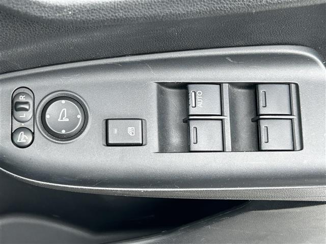 フィットハイブリッド Lパッケージ ホンダセンシング 純正7インチナビ フルセグTV/DVD/Bluetooth バックカメラ ビルトインETC 前ドライブレコーダー クルーズコントロール プッシュスタート ステアリングリモコン(10枚目)