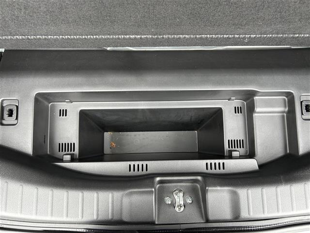 フィットハイブリッド Lパッケージ ホンダセンシング 純正7インチナビ フルセグTV/DVD/Bluetooth バックカメラ ビルトインETC 前ドライブレコーダー クルーズコントロール プッシュスタート ステアリングリモコン(25枚目)