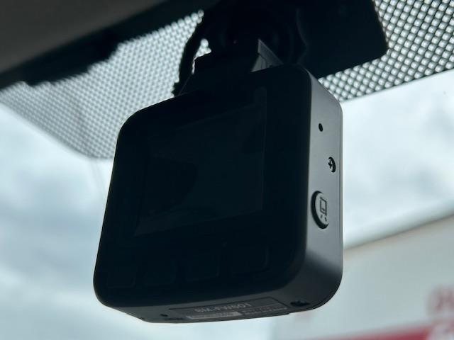 アルトラパンショコラ Ｘ　社外メモリナビ　フルセグＴＶ／ＤＶＤ／Ｂｌｕｅｔｏｏｔｈ　バックカメラ　ＥＴＣ　スマートキー　プッシュスタート　ＨＩＤオートライト　ショコラ専用合皮シート　アイドリングストップ　ドライブレコーダー（5枚目）