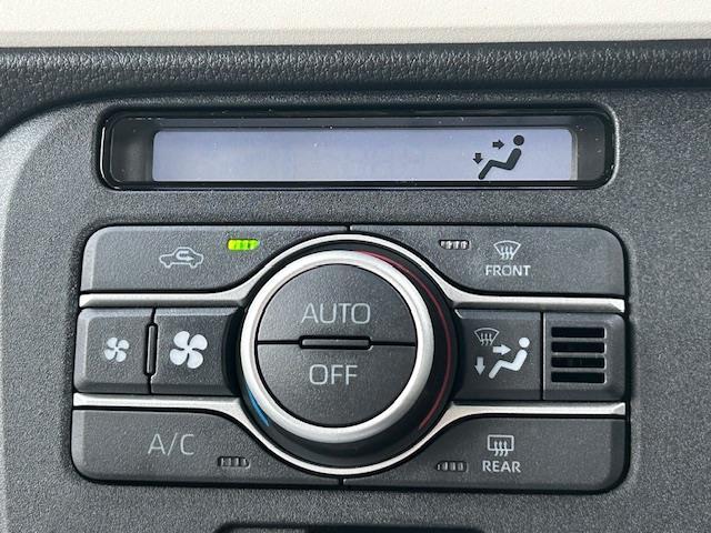 ムーヴキャンバス ストライプスG スマートアシスト 社外ナビ フルセグTV DVD Bluetooth バックカメラ 両側パワースライドドア シートヒーター 保温機能付カップホルダー コーナーセンサー LEDライト 純正フロアマット(17枚目)