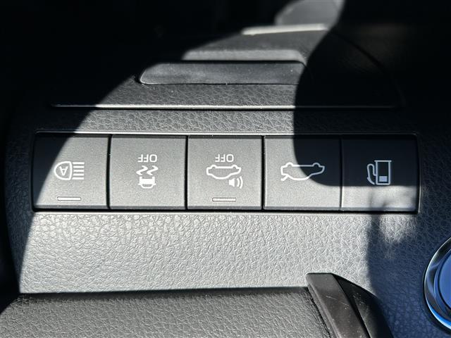 カムリ G トヨタセーフティセンス 純正9インチナビ フルセグTV Bluetooth バックカメラ ETC ドライブレコーダー レーダークルーズコントロール ブラインドスポットモニター アクセサリーコンセント(6枚目)