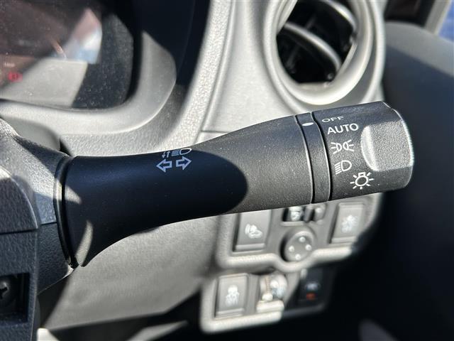 ノート e-パワー X エマージェンシーブレーキ 社外メモリナビ フルセグTV DVD再生 Bluetooth ミュージックサーバー スマートキー プッシュスタート(9枚目)